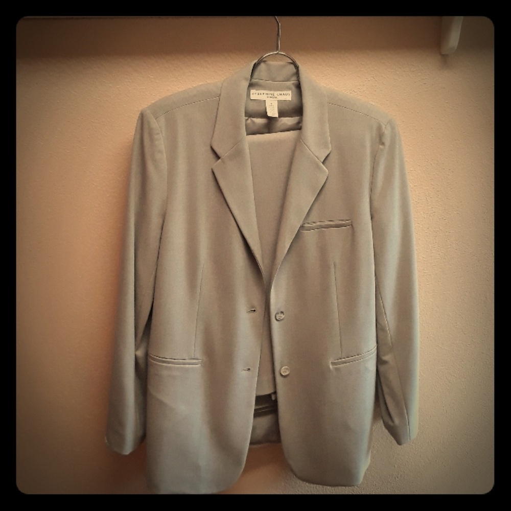 Women's business suit